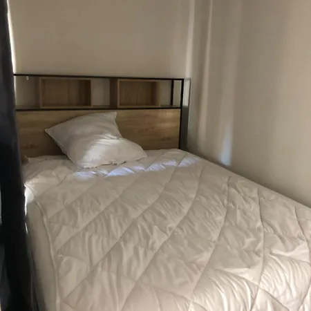 Le Paul Bert Apartment *